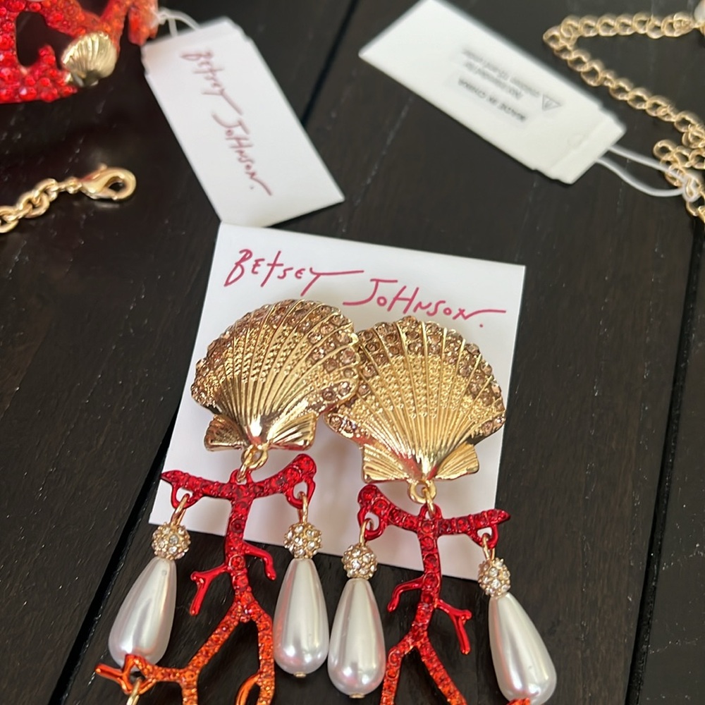 Betsey Johnson Jewelry Set - Picture 12 of 13